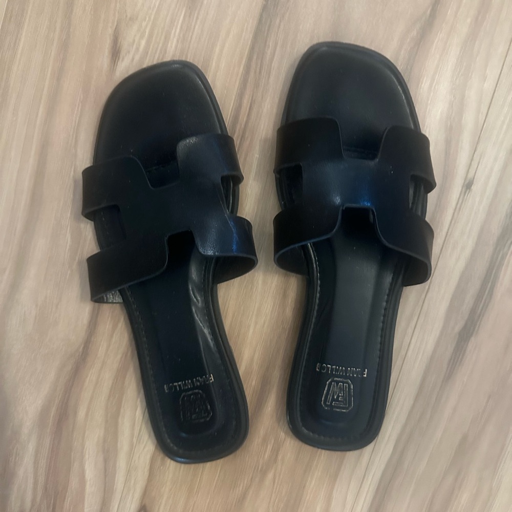 Black Women's Slide Sandals